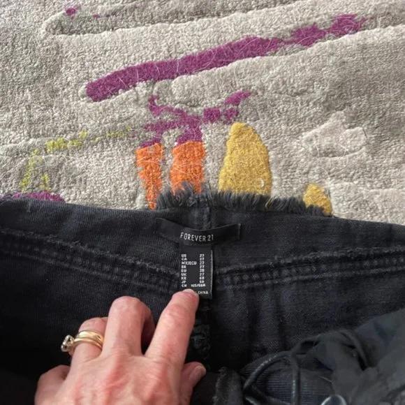 Bundle of Three Pairs of Shorts - XS to S - Picture 3 of 7